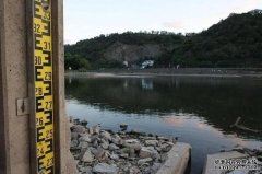 700座阿尔卑斯冰川或在30年内消失欧洲或迎500年一遇大旱